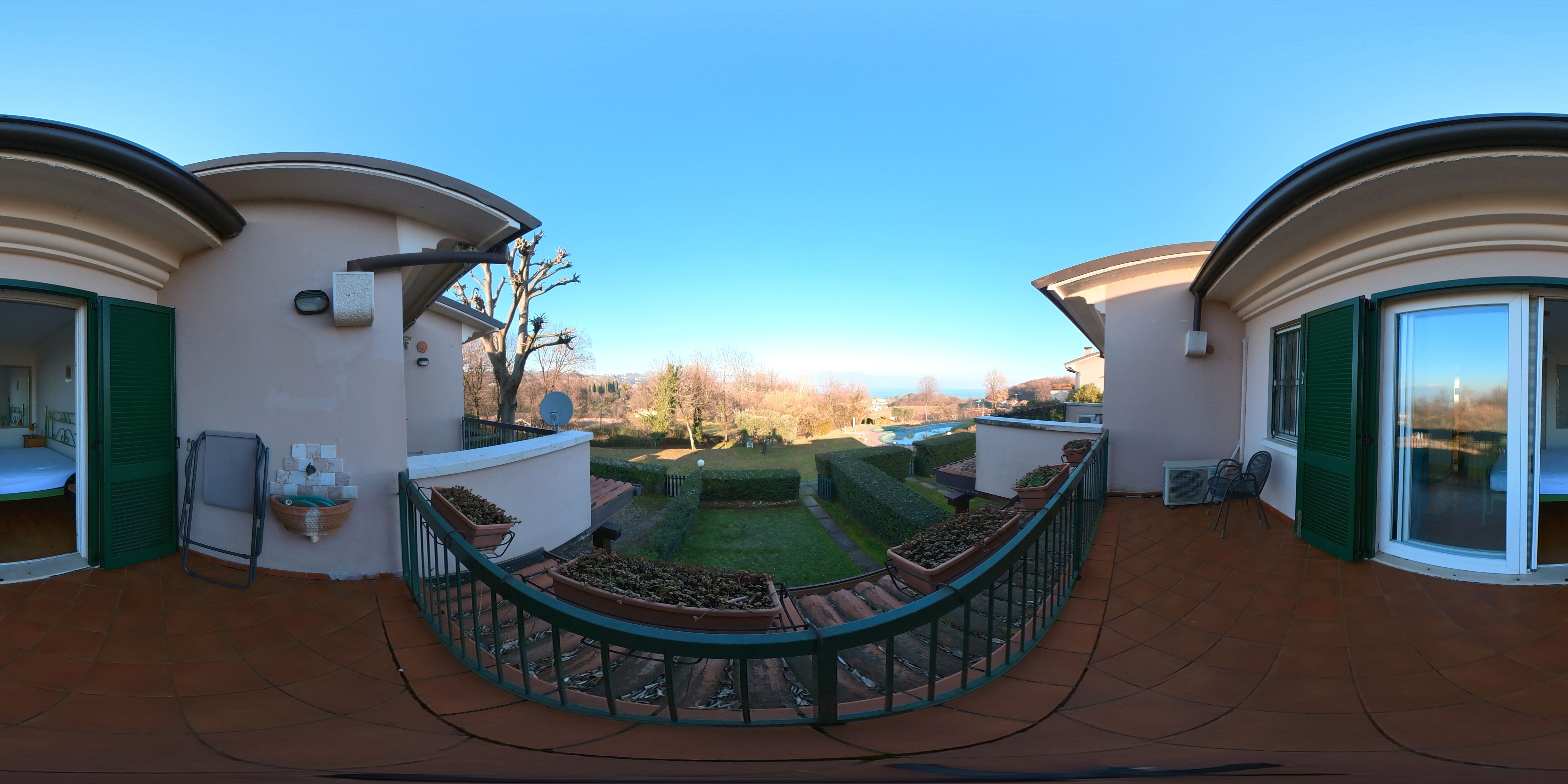 terrazzo vista lago