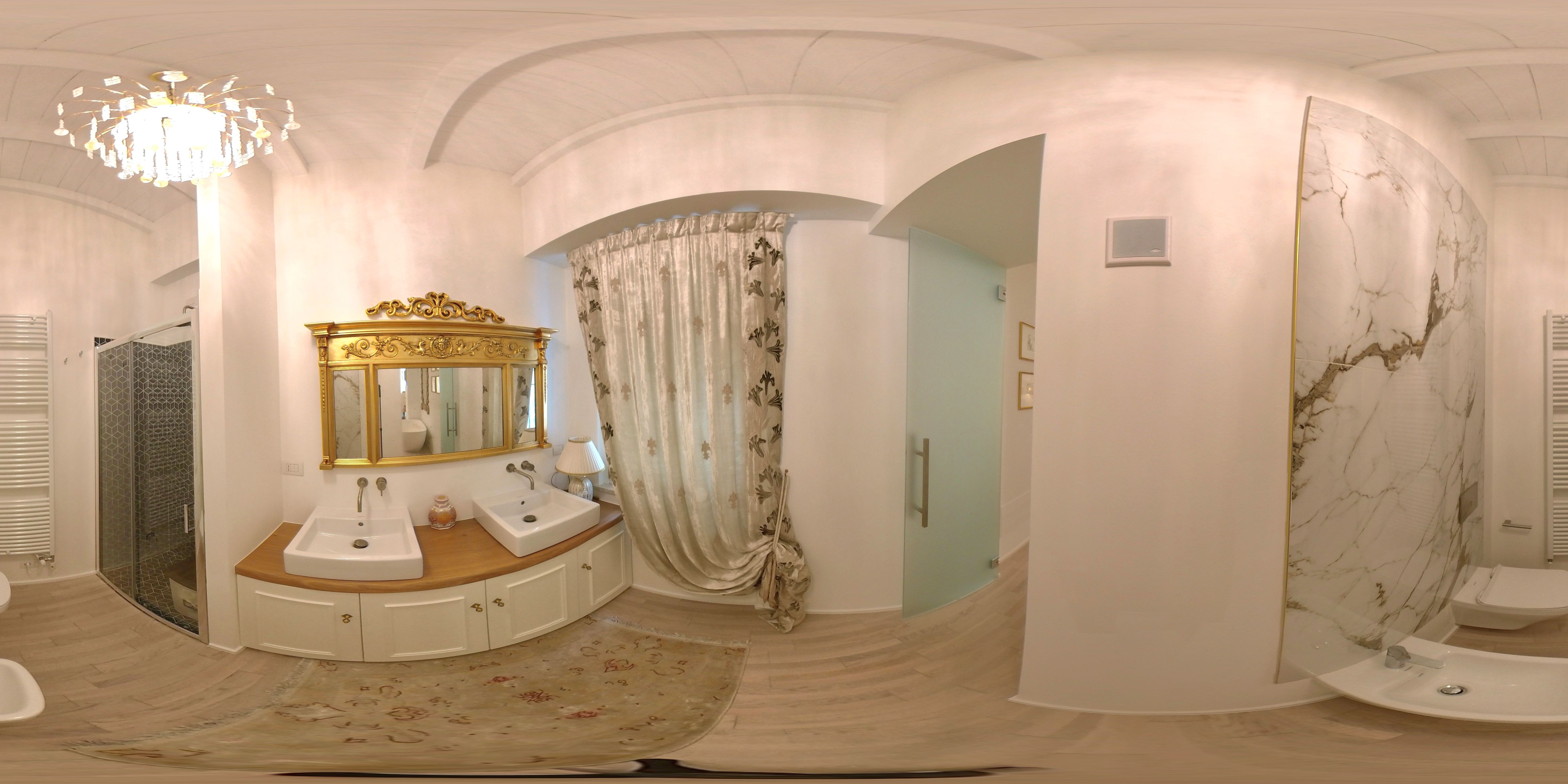 Bagno padronale 360